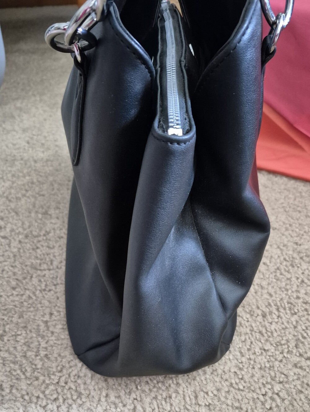 Nine West Black Tote with Silver Chain Links. VERY GOOD USED CONDITION - Picture 2 of 9